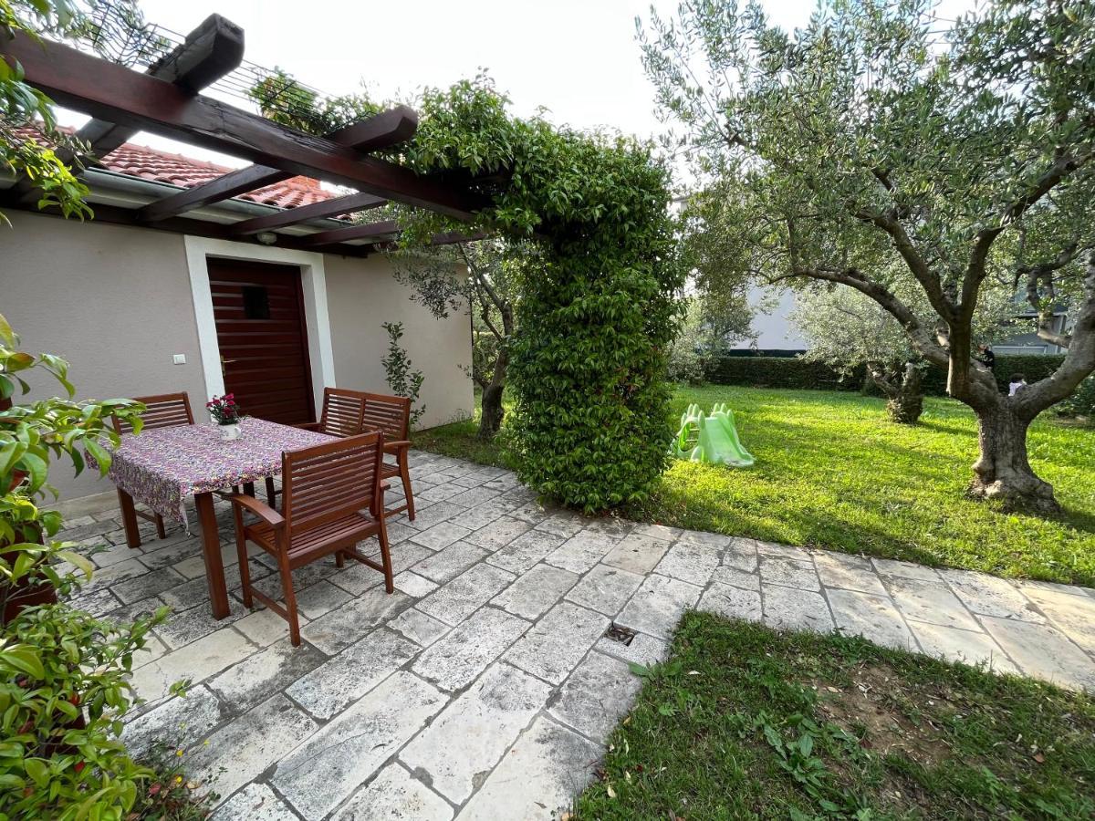 Apartment Lina Zadar Bagian luar foto