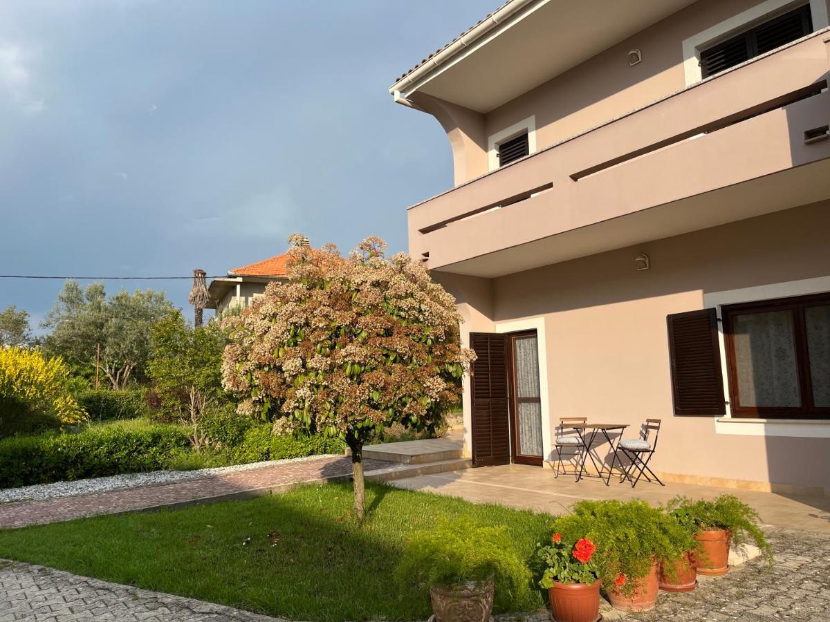 Apartment Lina Zadar Bagian luar foto